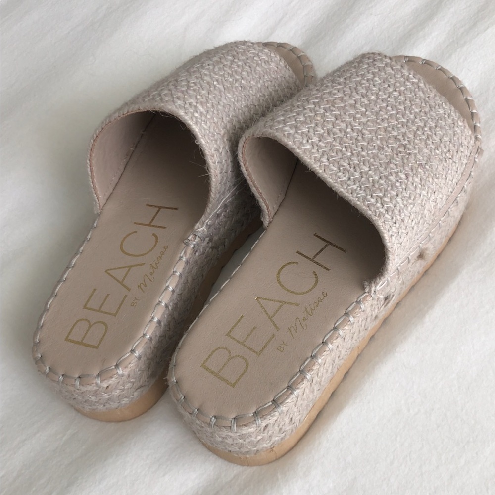 Size 7 coconuts by Matisse espadrille